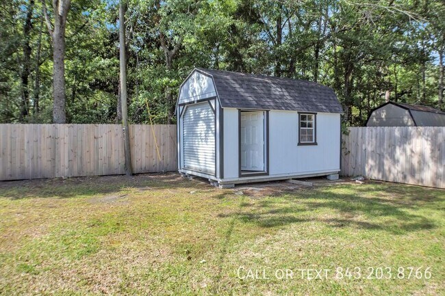 Building Photo - 227 Moon Dance Ln