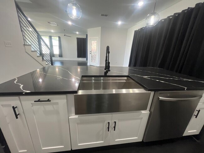 Building Photo - Custom Built 3/2/2 Delga Park! Trinity Trails Minutes from downtown Fort Worth!