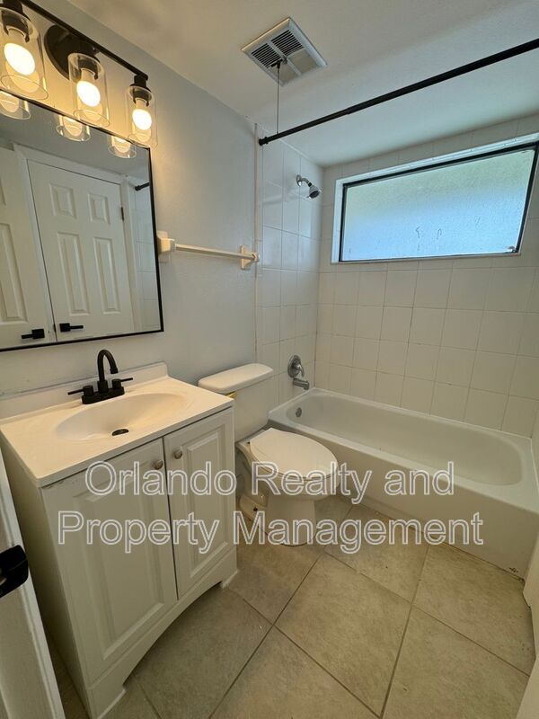 Building Photo - 109 Springwood Cir