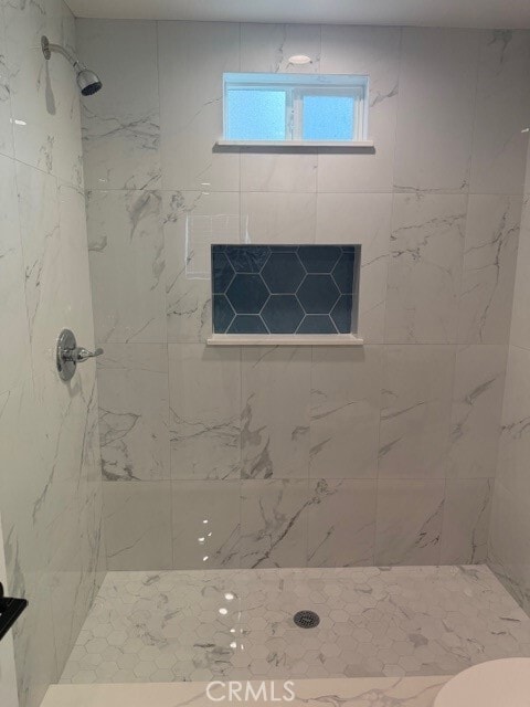 Building Photo - 7513 Topeka Dr