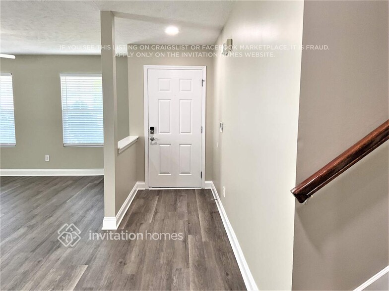 Building Photo - 5439 Middlebury Dr