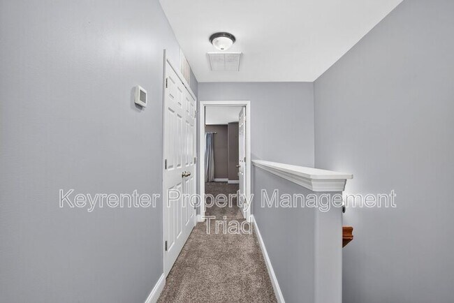 Building Photo - 3779 Shadow Ridge Dr