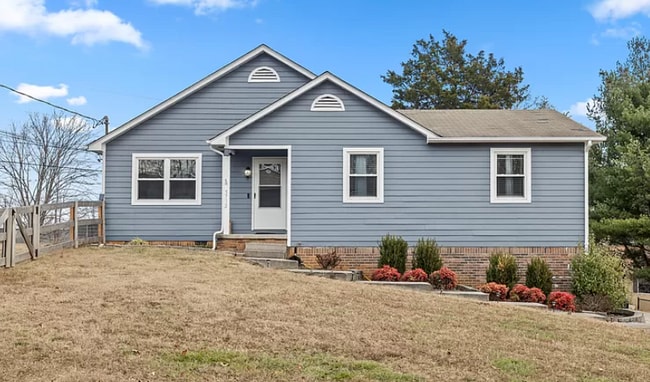 Building Photo - 5712 Walden Woods Ct NW
