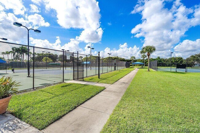 Building Photo - 21232 Rock Ridge Dr
