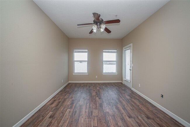 Building Photo - 7037 Kingston Cove Ln