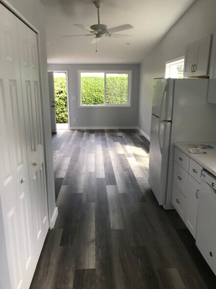 Primary Photo - 3203 Watson Ave