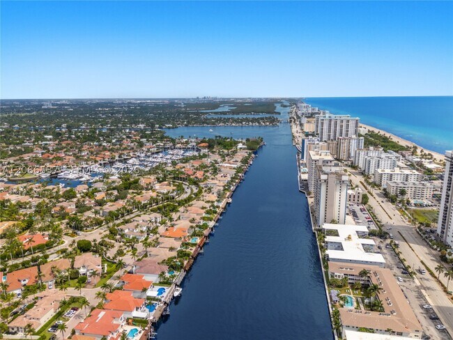 Building Photo - 1535 Windjammer Way