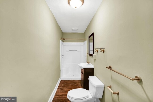 Building Photo - Coming Soon - Cozy 4 Bedroom, 1 Bath Home ...