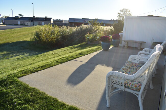 Building Photo - 5294 Platinum Dr