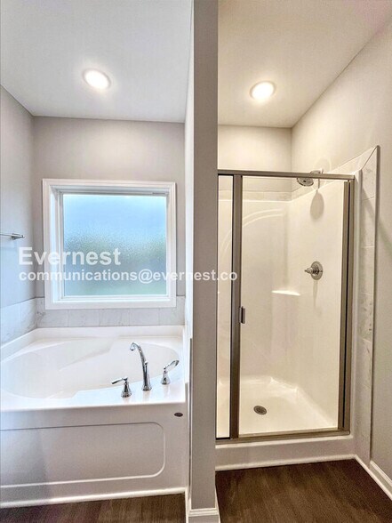 Building Photo - 1108 Prospect Ct