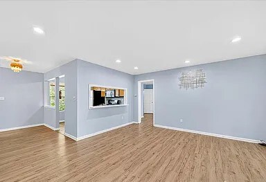 Building Photo - 1002 Woodbridge Commons Way