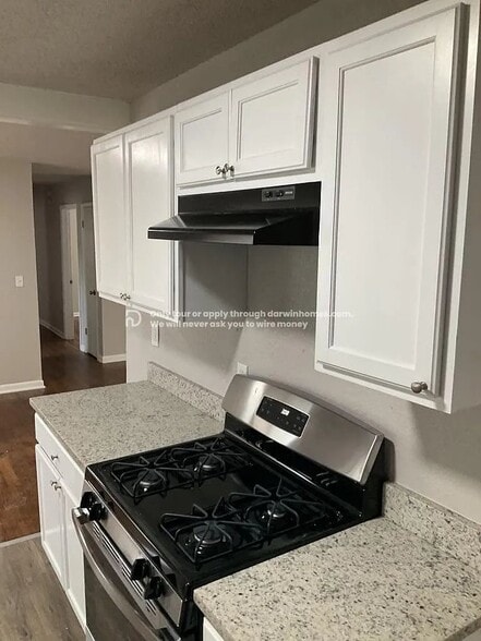 Building Photo - 4667 N Trenton Ave