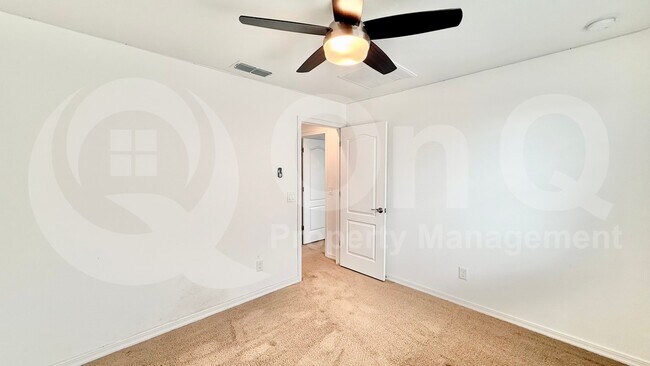 Building Photo - 10935 E Tesla Ave