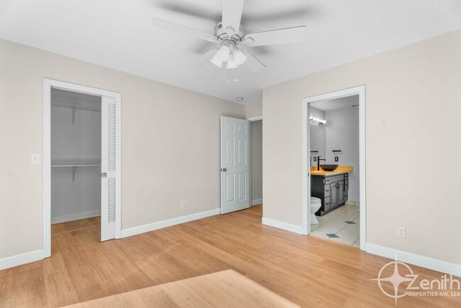 Building Photo - 8611 SE Patterson Pl