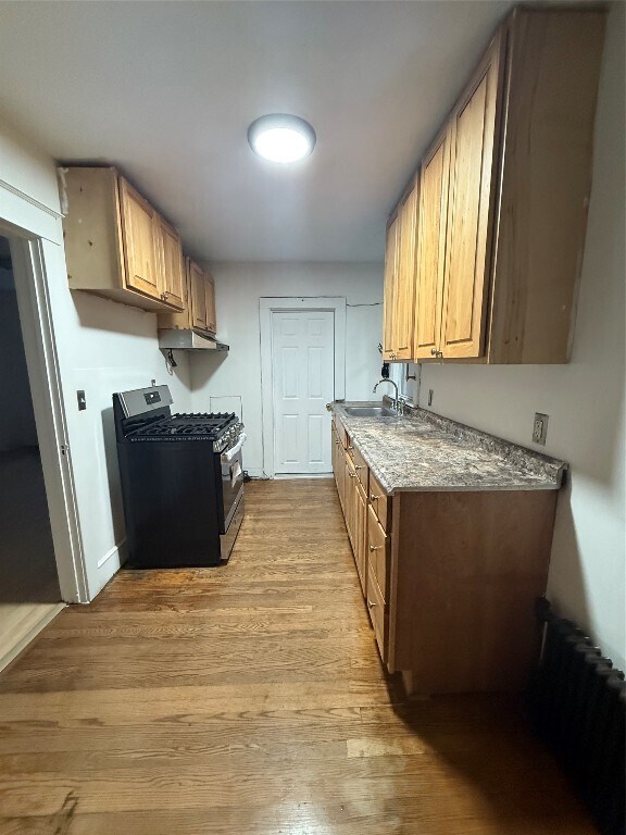 Building Photo - 198 Chapin St