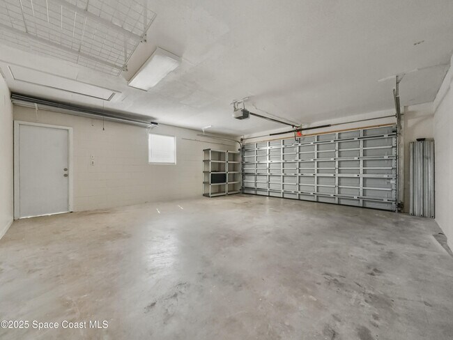 Building Photo - 5155 Sharlene Dr