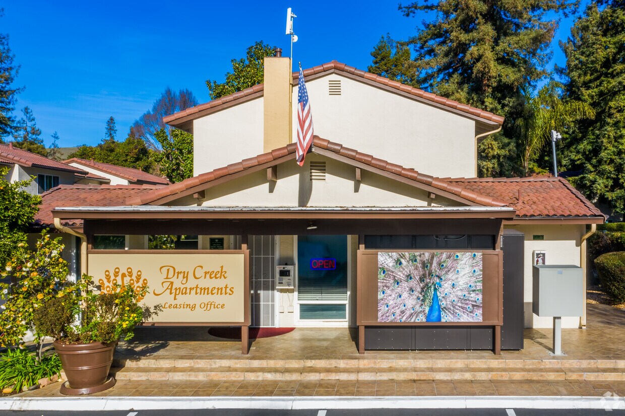 Dry Creek Apartments Union City