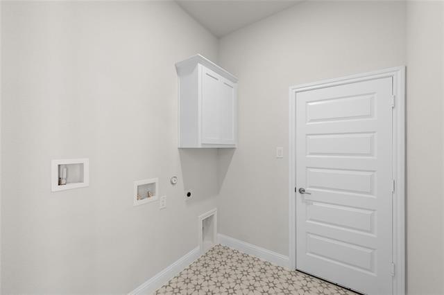 Building Photo - 6978 Westlake Dr