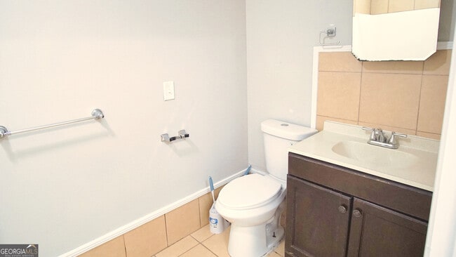 Building Photo - 6112 Green Acres Dr SW