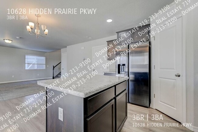 Building Photo - 10628 Hidden Pr Pkwy