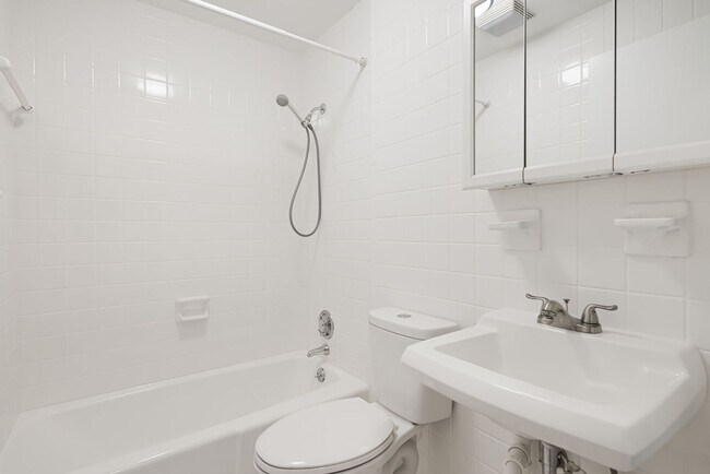 Building Photo - Modest East Asheville 3-Bedroom with Garage & Fenced-In Backyard