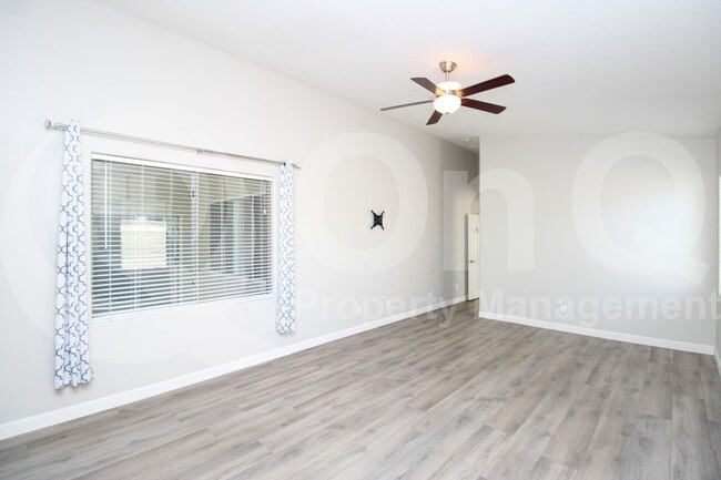 Building Photo - 3721 S Ashley Pl