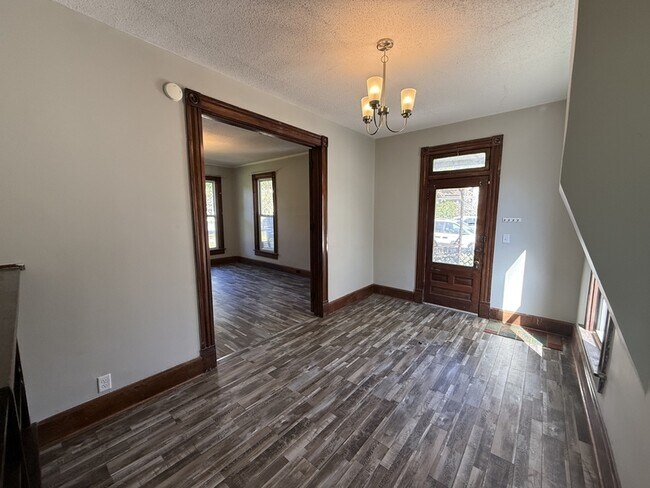 Building Photo - 23 E Brown St