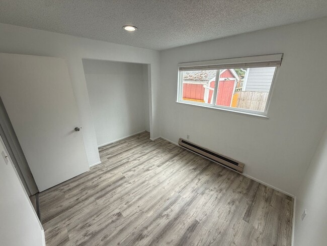 Building Photo - Desirable 3 bedroom/2 bath rambler located in Marysville
