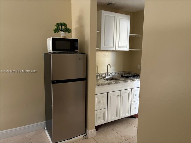 Building Photo - 2963 Genoa Pl