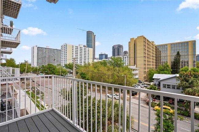 Building Photo - 600 3rd Ave S