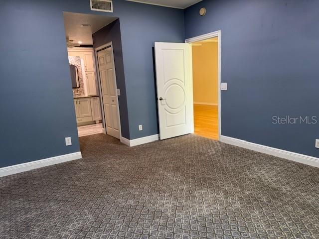 Building Photo - 5511 Key W Pl