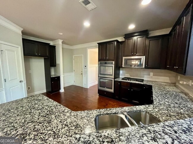 Building Photo - 9081 Dawes Crossing