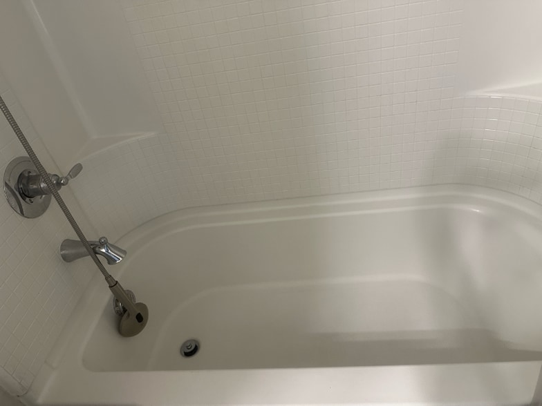 Building Photo - 8981 Fair Oaks Dr