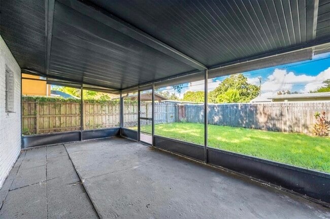 Building Photo - 3703 W Leila Ave