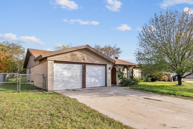 Building Photo - "Charming 3-Bedroom Home with 2 Full Baths in Copperas Cove - Perfect Blend of Comfort and Space!"