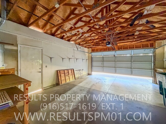 Building Photo - Beautifully updated 3 Bedroom Rocklin home.