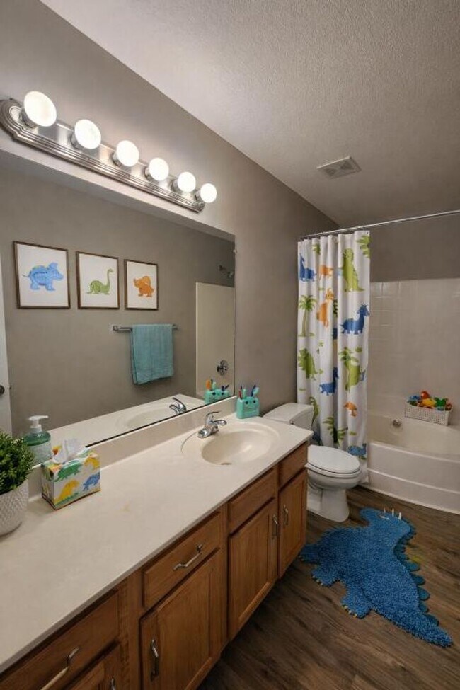 Building Photo - Your Next Home Sweet Home Awaits!