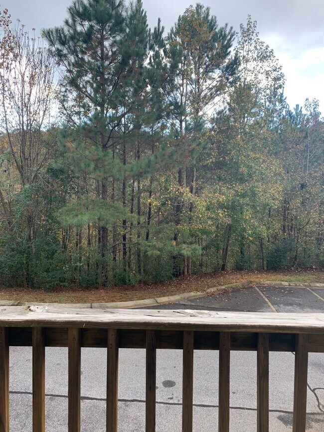 Building Photo - Lovely Eastside Townhome Condo Near Vet School- 3BR/3BATH!