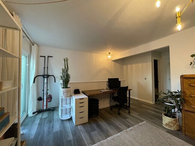 Building Photo - Spacious 2bed/2bath Condo in Aurora