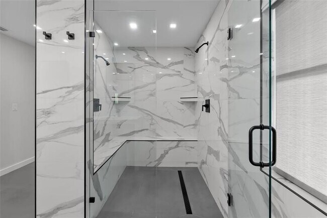 Building Photo - 8611 Gullane Ct