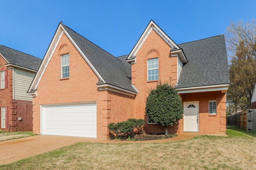 Building Photo - 7806 Wolf Hollow Dr