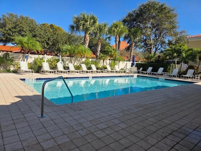 Building Photo - 58 Tall Oaks Cir