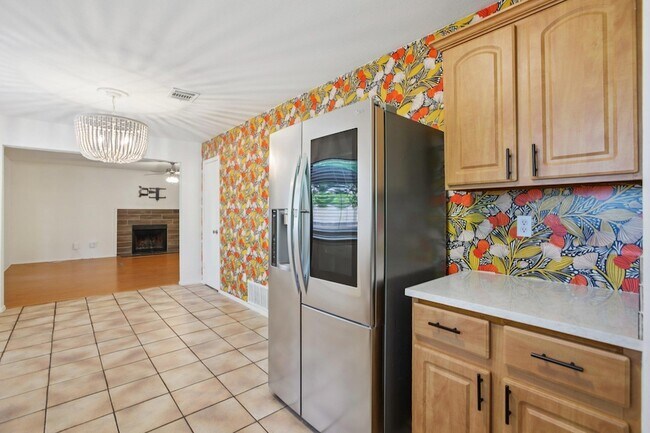 Building Photo - 1300 Tuxford Cove