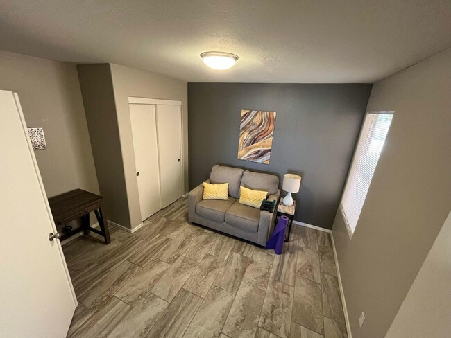 Building Photo - 11669 W Pine Mountain Ct