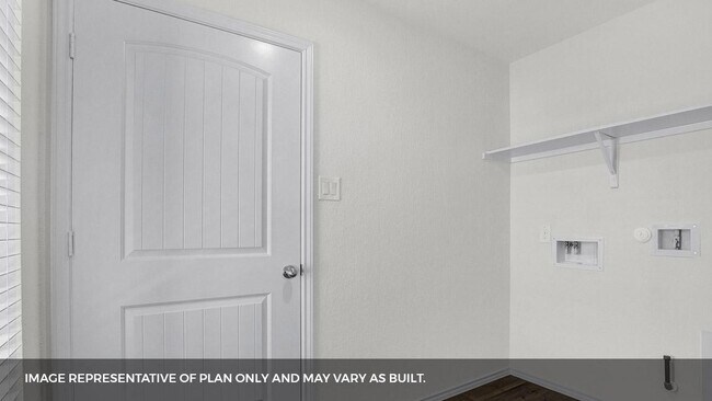 Building Photo - 125 Solitude Dr