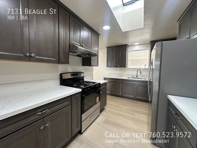 Building Photo - 7131 Beagle St