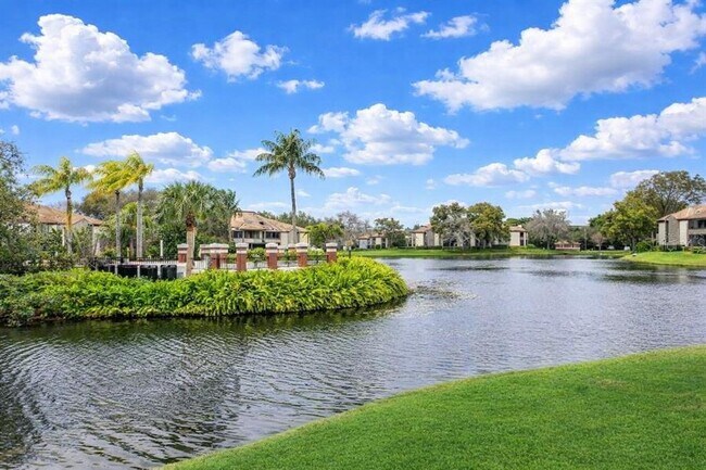 Building Photo - 10265 Gandy Blvd N