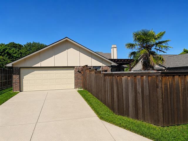 Building Photo - 1308 Mullins Dr