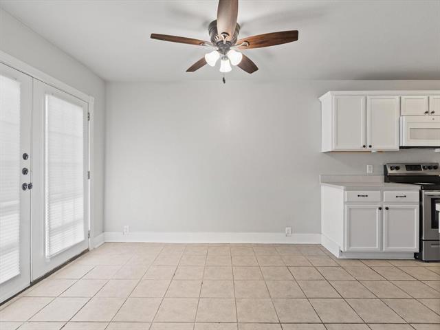 Building Photo - 1300 Mallard Dr