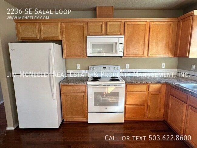 Building Photo - 2236 SE Salal Lp